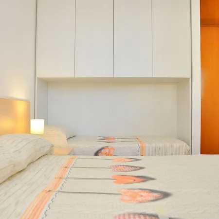 Comfy Flat In A Area * Bibione